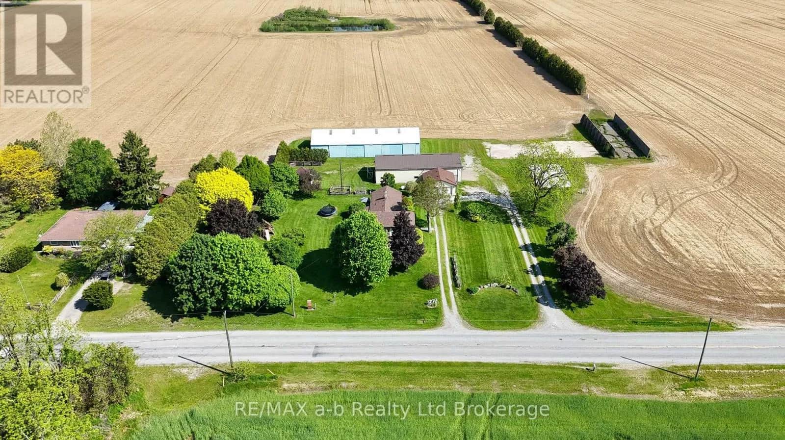 Farm at 1813 NORFOLK COUNTY 19 ROAD W